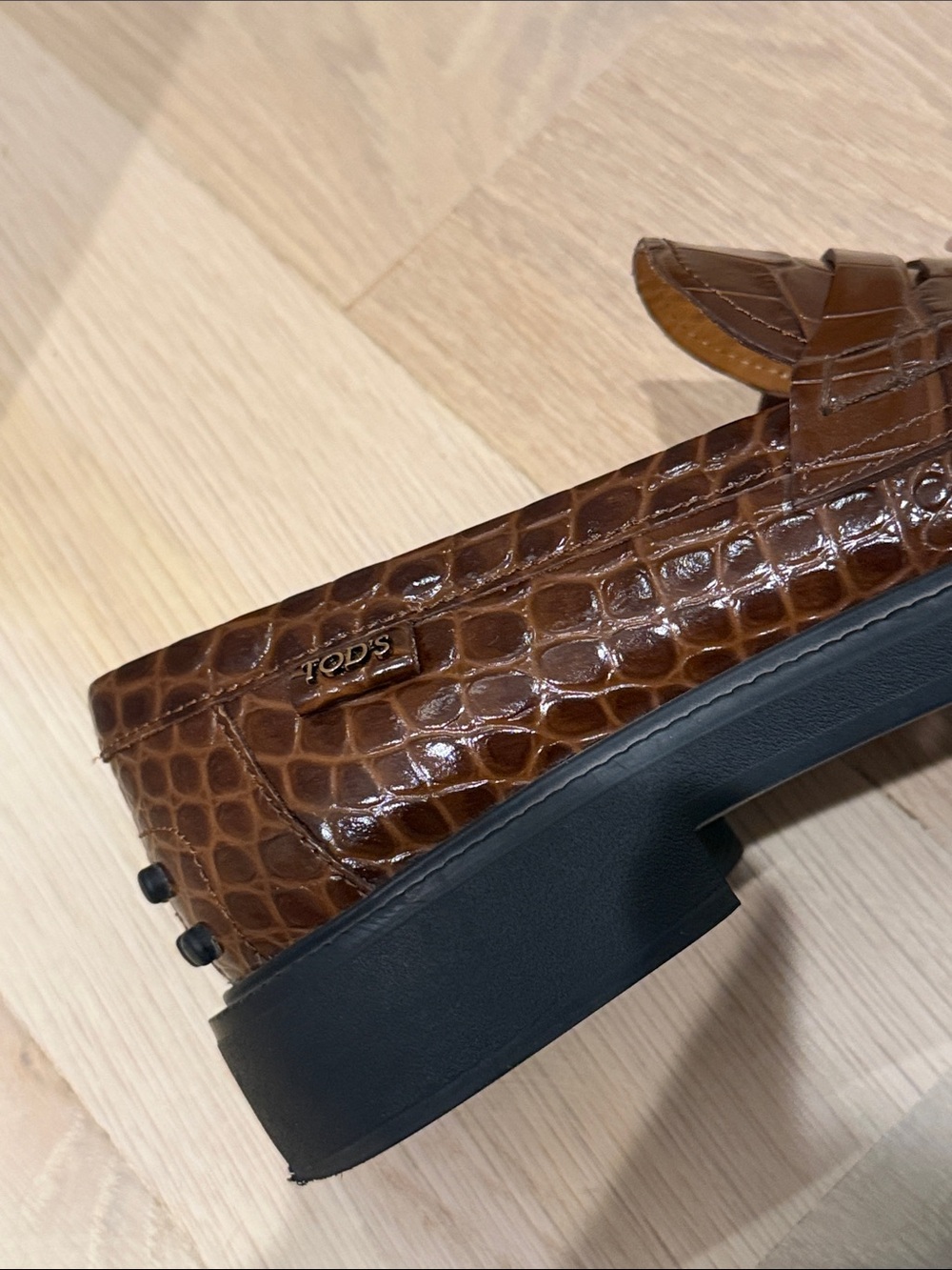 Tod's Brown Croc-Embossed Leather Penny Loafers for Women - Picture 4 of 7
